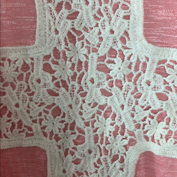 Etched sleeveless top with crochet cross - Picture 7 of 7